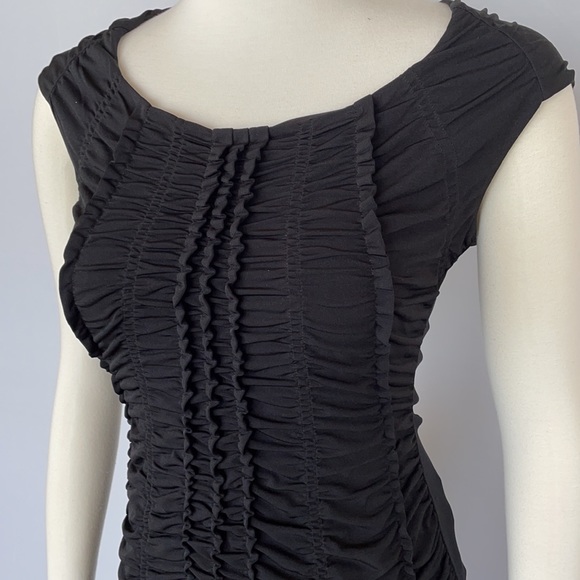 WHBM  Extended Sleeve Ruched Ruffle Top Size Small - Picture 12 of 14